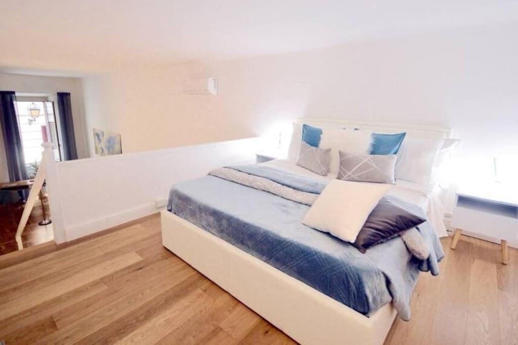 Appartement Campo De'fiori-rome By Foot Charming Aircwif Netflix *